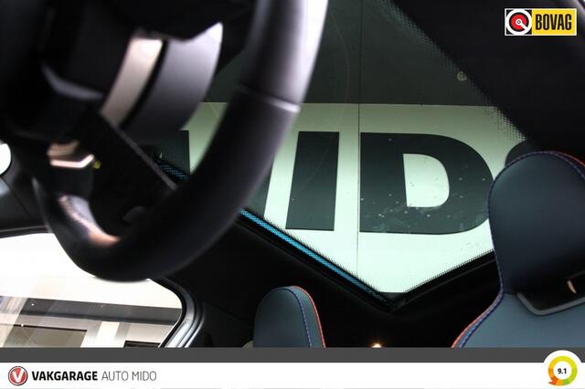 Mini MINI SE Favour M 54.2 kWh | Panorama dak | LAGE KM STAND