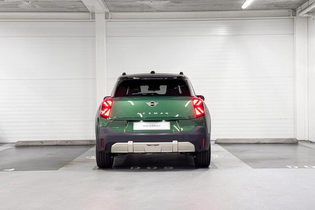 Mini MINI Aceman E | Favoured Uitvoering | Pakket L | 18" Night Flash Spoke 2-tone