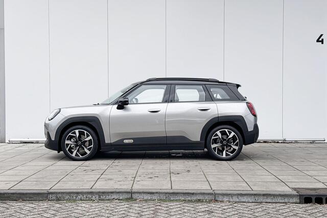 Mini MINI Aceman E Classic M Pakket S / Stuurwielrand Verwarming / Comfort Acces / Binnen & Buitenspiegel Automatisch Dimmend / Driving Assistant / Head Up Display / 18 Inch