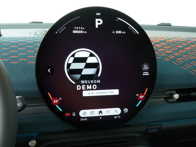 Mini MINI Aceman E Classic L 42.5 kWh | Stuur-stoelverwarming | Harman & Kardon | Panoramadak |