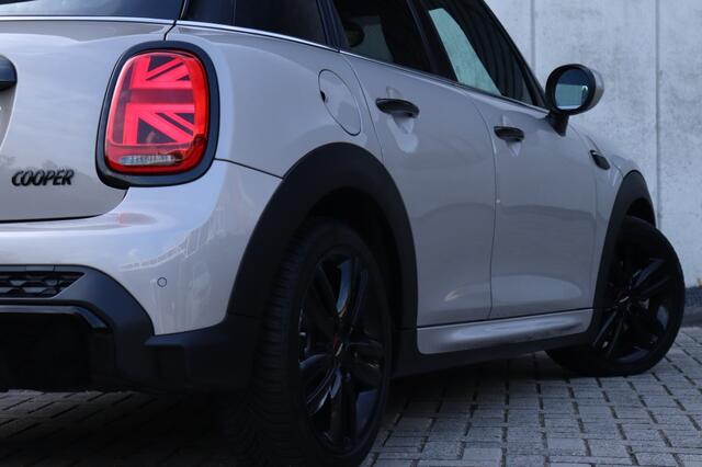 Mini MINI 1.5 Cooper JCW | LED | Navi | Carplay | 5drs | Camera | 17"