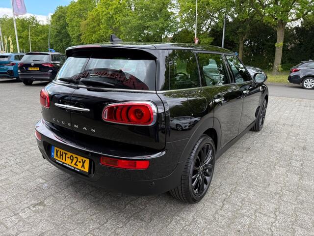 Mini MINI 1.5 COOPER BJ.2017 XENON HALF LEDER NAVI LUXE STOELEN