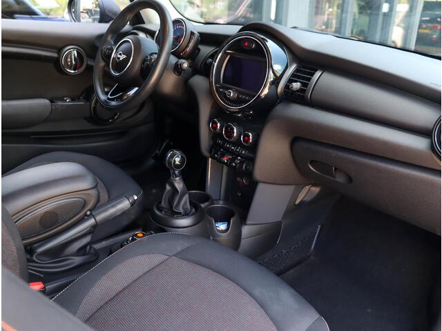 Mini ONE Mini 1.5 First Salt | Carplay | Navigatie | Cruise Control
