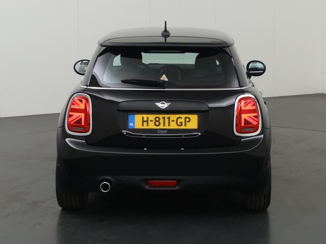 Mini ONE Mini 1.5 Pepper | Union Jack Achterlichten | Navigatie | Climate Control | Cruise Control | Lichtmetalen Velgen | Bluetooth | Sportstuur |