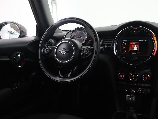 Mini ONE Mini 1.5 Pepper | Union Jack Achterlichten | Navigatie | Climate Control | Cruise Control | Lichtmetalen Velgen | Bluetooth | Sportstuur |
