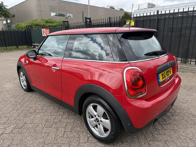 Mini ONE 3-Deurs 1.5 Autom/Tiptr Carplay/Airco/Cruise/PDC/LMV