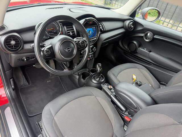 Mini ONE 3-Deurs 1.5 Autom/Tiptr Carplay/Airco/Cruise/PDC/LMV