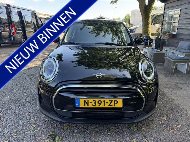 Mini ONE 5-Deurs 1.5 Business Edition NAV|PDC|VIRTUAL