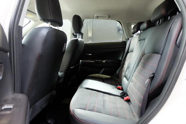 Mitsubishi ASX 1.6 Cleartec Connect Pro+ / CarPlay / Camera / 18" / NAP