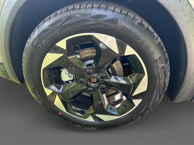 Mitsubishi ASX 1.8 HEV AT Instyle | 1.500 Euro Korting | De Nieuwe Aandrijflijn | | Compleet uitgerust | Schuif-kantel dak | Stoel-/stuur-/voorruitverwarming | Navigatie |