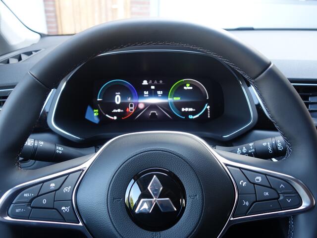 Mitsubishi ASX 1.6 PHEV A/T First Edition