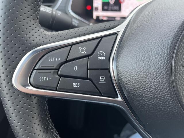 Mitsubishi ASX 1.6 HEV AT Instyle / Apple Carplay/Android Auto/ navigatiesysteem/ elektrisch glazen panorama-dak/ voorstoelen verwarmd/