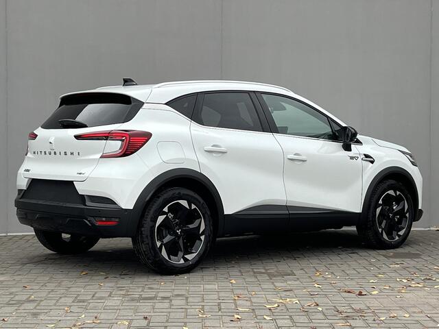 Mitsubishi ASX 1.8 HEV AT Intense+ / ¤ 2.000,- Voordeel op de Nieuwprijs / 8 Jaar Fabrieksgarantie / Achteruitrijcamera / Stuur- en Stoelverwarming / Voorruitverwarming / Keyless Entry & Start / Navigatie via Apple Carplay & Android Auto / Adaptieve Cruise Control / Cl