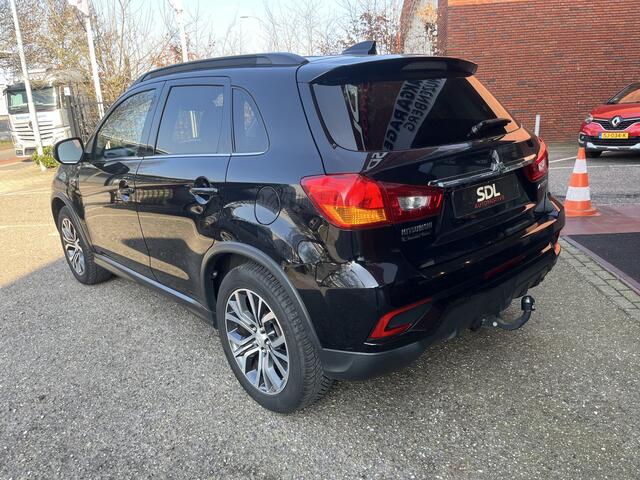 Mitsubishi ASX 1.6 Cleartec Intense // KEYLESS // TREKHAAK // CRUISE // CAMERA // NAVI+CARPLAY // STOELVERWARMING //