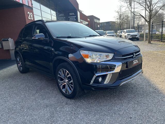 Mitsubishi ASX 1.6 Cleartec Intense // KEYLESS // TREKHAAK // CRUISE // CAMERA // NAVI+CARPLAY // STOELVERWARMING //