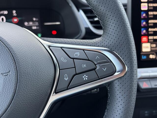 Mitsubishi ASX 1.8 HEV AT Intense+ / ¤3.000,- Voordeel Op de Nieuwprijs / NIEUW uit voorraad leverbaar! / Achteruitrijcamera / Navigatie via Apple Carplay & Android Auto / Stuur- en Stoelverwarming / Keyless Entry & Start / Adaptieve Cruise Control / Climate Control / V