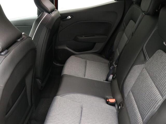 Mitsubishi COLT 1.6 HEV Instyle / ¤ 5.000,- Voordeel Op Nieuwprijs / Rijklaarprijs / Direct Leverbaar / 8 Jaar Fabrieksgarantie /