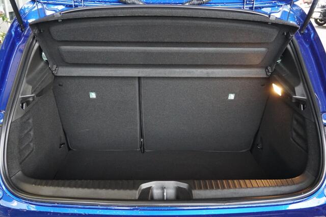 Mitsubishi COLT 1.6 HEV Intense+ Automaat | Navi | Adapt. Cruise | Carplay