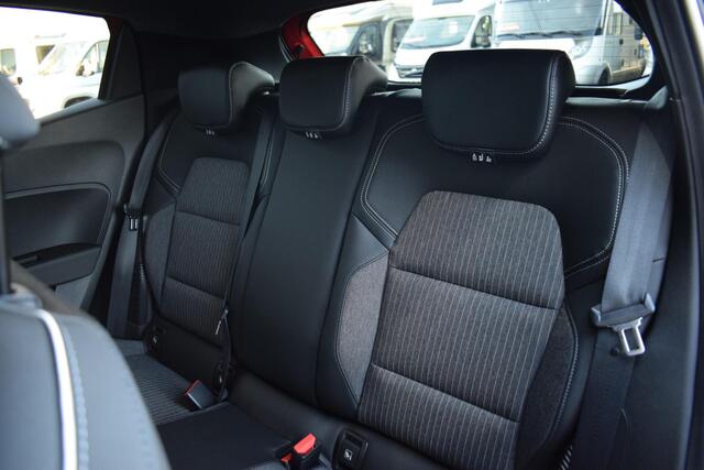 Mitsubishi COLT 1.6 HEV First Edition | Stuur- en Stoelverw. | Bose | Half Leer | 360 Cam