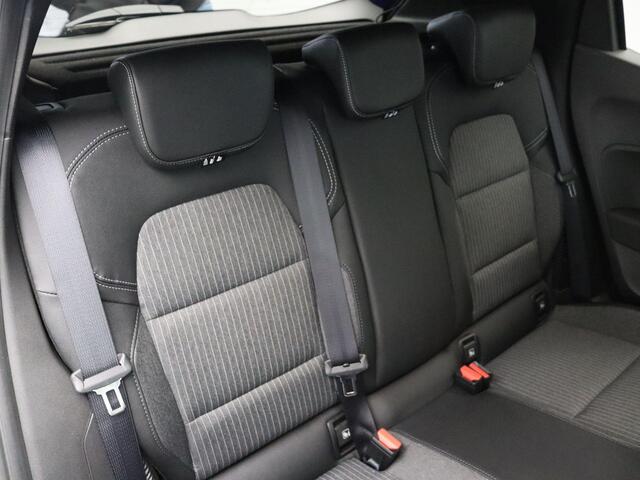 Mitsubishi COLT 1.6 HEV Intense | Black Edition | Stoel en stuurverwarming | PDC voor en achter | Achteruitrijcamera | Half leder | Climate control | 8 jaar garantie! |