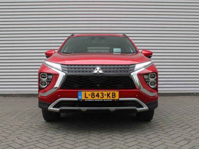 Mitsubishi ECLIPSE Cross 2.4 PHEV First Edition | Camera rondom | Stuur/stoelverwarming v+a | HUD | Winterset op LM | Dakdragers |