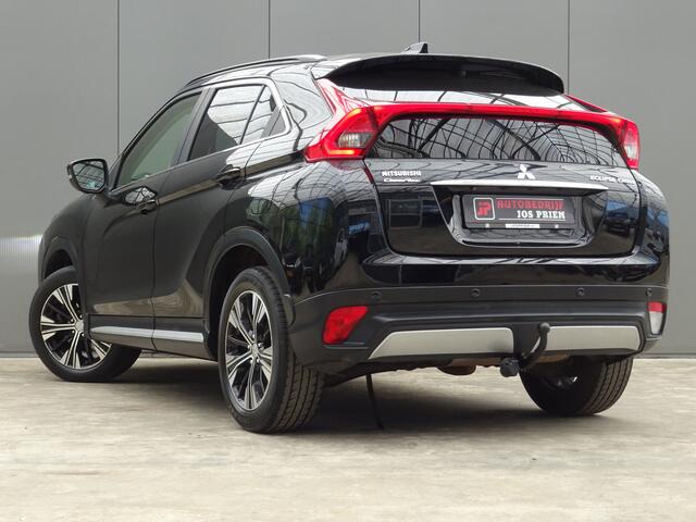 Mitsubishi ECLIPSE Cross 1.5 DI-T First Edition * CARPLAY * TREKHAAK !!