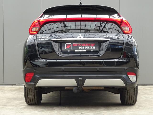 Mitsubishi ECLIPSE Cross 1.5 DI-T First Edition * CARPLAY * TREKHAAK !!