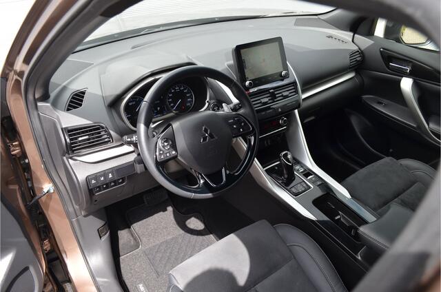 Mitsubishi ECLIPSE Cross PHEV 2.4 EXECUTIVE 4WD | PLUG IN HYBRID | ADAPTIEF CRUISE | TREKHAAK 1500KG | FABRIEKGARANTIE TOT 26-07-2030* | ALL IN RIJKLAARPRIJS