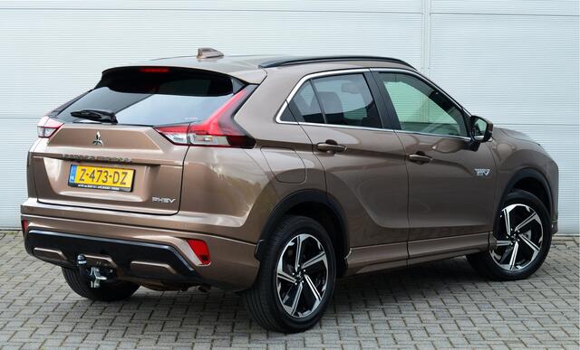 Mitsubishi ECLIPSE Cross PHEV 2.4 EXECUTIVE 4WD | PLUG IN HYBRID | ADAPTIEF CRUISE | TREKHAAK 1500KG | FABRIEKGARANTIE TOT 26-07-2030* | ALL IN RIJKLAARPRIJS