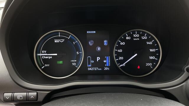 Mitsubishi ECLIPSE Cross 2.4 PHEV Intense | Stoelverwarming | Achteruitrijcamera | Apple Carplay / Android Auto | DAB+
