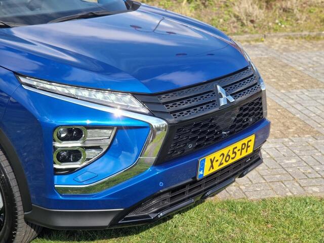 Mitsubishi ECLIPSE Cross 2.4 PHEV Black edition DEMO