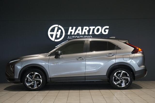 Mitsubishi ECLIPSE Cross 2.4 PHEV First Edition + HEAD-UP / 360 CAMERA /