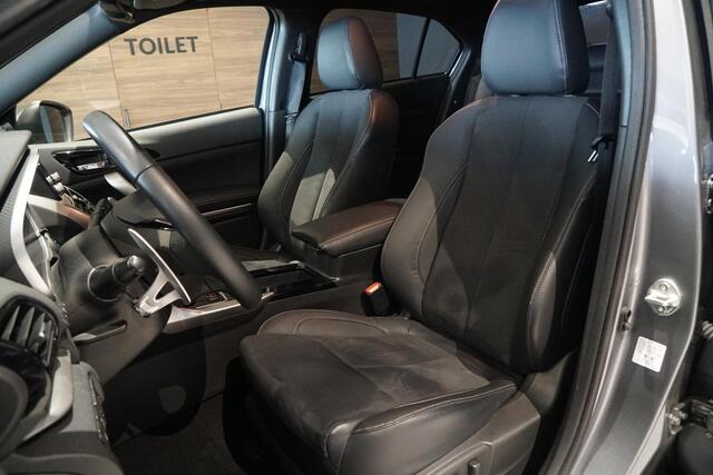 Mitsubishi ECLIPSE Cross 2.4 PHEV First Edition + HEAD-UP / 360 CAMERA /