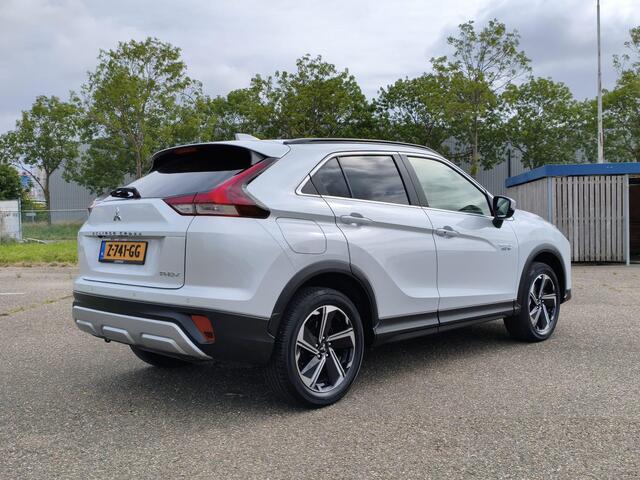 Mitsubishi ECLIPSE Cross 2.4 PHEV Intense+