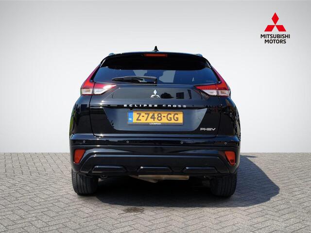 Mitsubishi ECLIPSE Cross 2.4 PHEV Executive | Stuur- + Stoelverwarming | Dodehoek Detectie | Adapt. Cruise Control | 360° Camera | Rijklaarprijs!