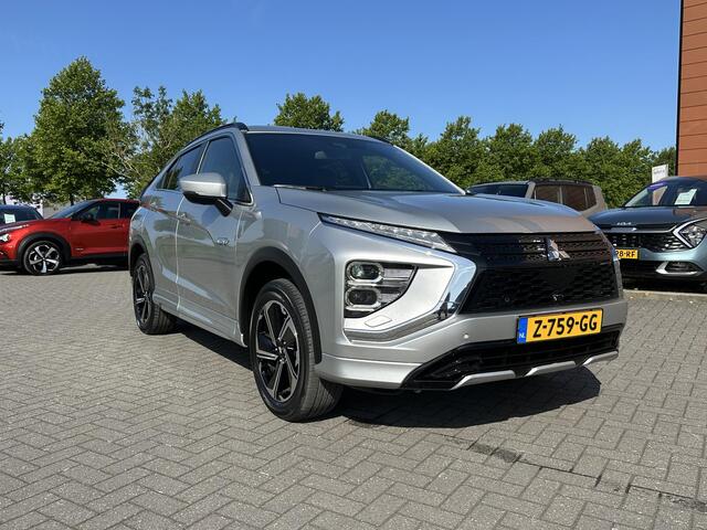 Mitsubishi ECLIPSE Cross 2.4 PHEV Executive | Stuur- + Stoelverwarming | Dodehoek Detectie | Adapt. Cruise Control | 360° Camera | Rijklaarprijs!