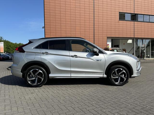 Mitsubishi ECLIPSE Cross 2.4 PHEV Executive | Stuur- + Stoelverwarming | Dodehoek Detectie | Adapt. Cruise Control | 360° Camera | Rijklaarprijs!