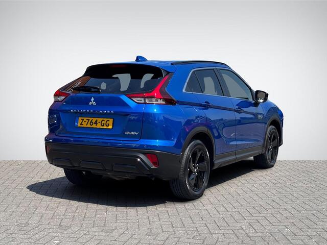 Mitsubishi ECLIPSE Cross 2.4 PHEV Black Edition | Navigatie | 360° Camera | Stuur- + Stoelverwarming | Adapt. Cruise Control | Leder | Keyless Entry | Rijklaarprijs!