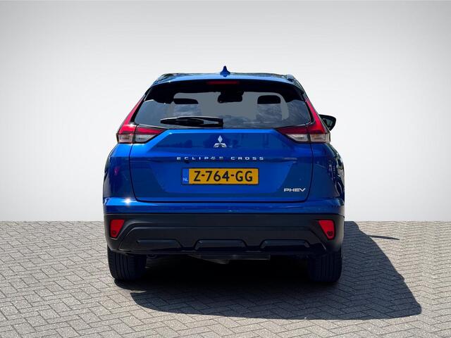 Mitsubishi ECLIPSE Cross 2.4 PHEV Black Edition | Navigatie | 360° Camera | Stuur- + Stoelverwarming | Adapt. Cruise Control | Leder | Keyless Entry | Rijklaarprijs!