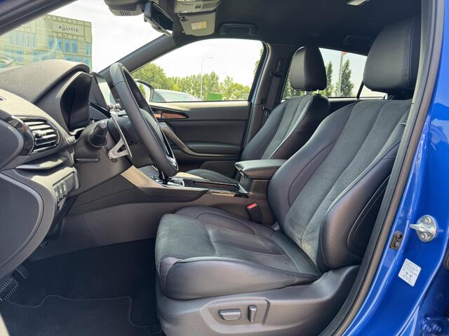 Mitsubishi ECLIPSE Cross 2.4 PHEV Black Edition | Navigatie | 360° Camera | Stuur- + Stoelverwarming | Adapt. Cruise Control | Leder | Keyless Entry | Rijklaarprijs!