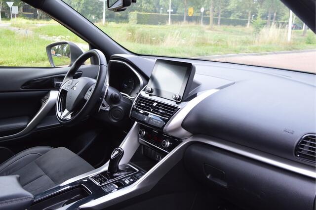 Mitsubishi ECLIPSE Cross 2.4 PHEV Instyle Led kopl. / Key-less / Hud / Enz.