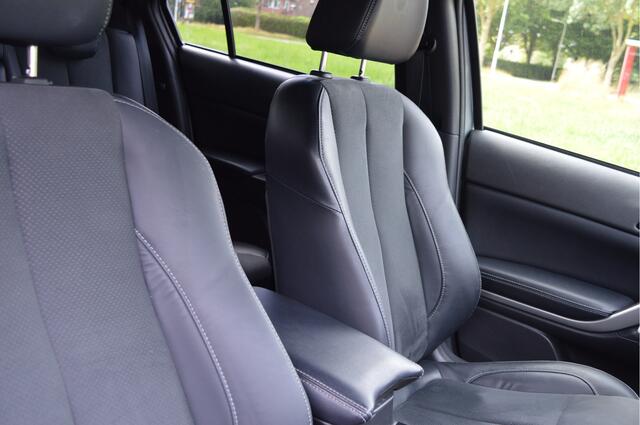 Mitsubishi ECLIPSE Cross 2.4 PHEV Instyle Led kopl. / Key-less / Hud / Enz.