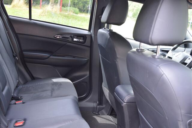 Mitsubishi ECLIPSE Cross 2.4 PHEV Instyle Led kopl. / Key-less / Hud / Enz.