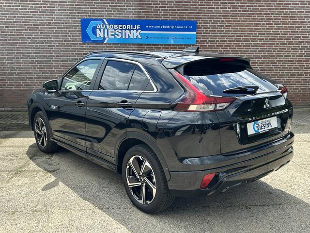 Mitsubishi ECLIPSE Cross 2.4 PHEV Black Edition Automaat