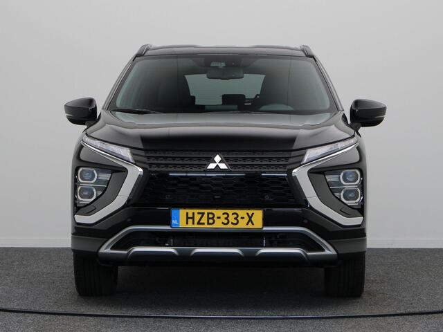 Mitsubishi ECLIPSE Cross 2.4 PHEV Business Intense+ | Stoelverwarming | 1500kg geremd | Achteruitrijcamera |