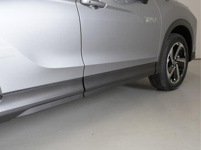 Mitsubishi ECLIPSE Cross 2.4 PHEV Intense+ | Apple Carplay / Android Auto | Achteruitrijcamera | Fabrieksgarantie |