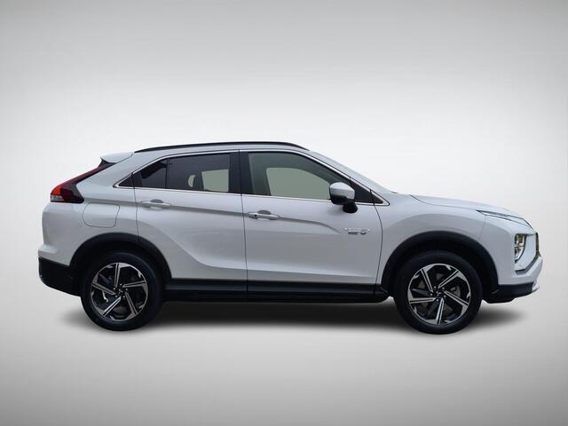 Mitsubishi ECLIPSE Cross 2.4 PHEV Intense+ | Navigatie | Camera | Stoelverwarming | Apple Carplay/Android Auto | Keyless Entry | LED Koplampen | Rijklaarprijs!
