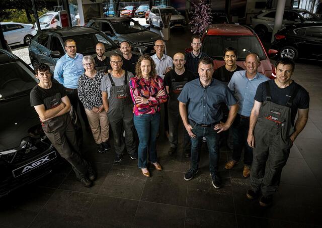 Mitsubishi ECLIPSE Cross 2.4 PHEV Business Executive