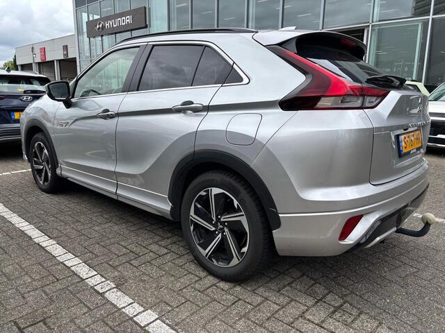 Mitsubishi ECLIPSE Cross 2.4 PHEV Instyle / Trekhaak 1500 kg / glazen panorama-dak / leer / Standkachel via app / 4WD /