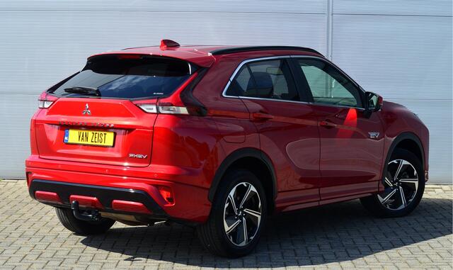Mitsubishi ECLIPSE Cross PHEV 2.4 EXECUTIVE 4WD | PLUG IN HYBRID | ADAPTIEF CRUISE | TREKHAAK 1500KG | FABRIEKSGARANTIE TOT 23-04-2032* | ALL IN RIJKLAARPRIJS